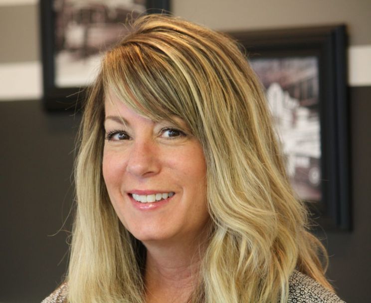 Marcia Warren