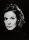 Margaret Colin