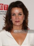 Margaret Colin