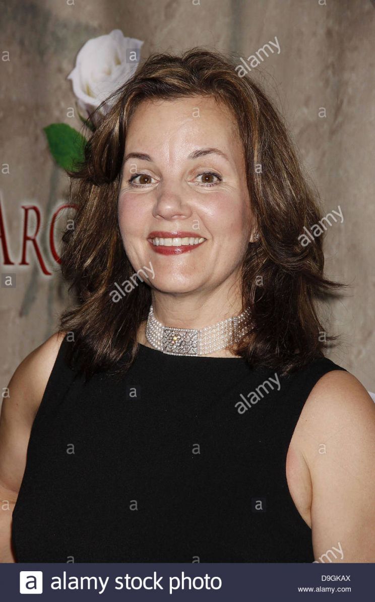 Margaret Colin