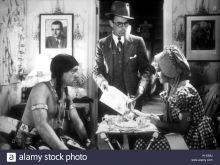 Margaret Lindsay photo