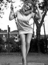 Margaret Nolan #1122932 picture (Portrait Medium)