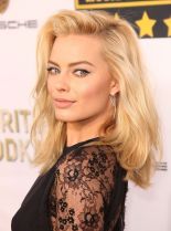 Margot Robbie photo
