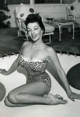 Mari Blanchard
