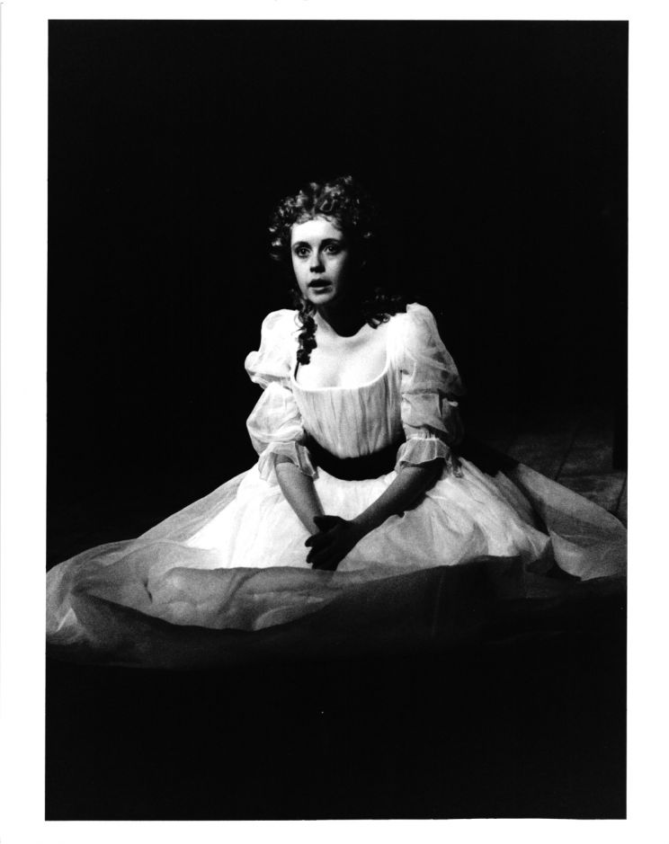 Maria Miles