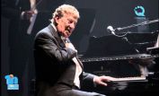 Mariano Mores