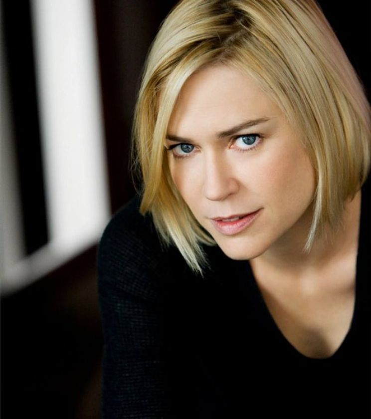 Marie-Josée Croze