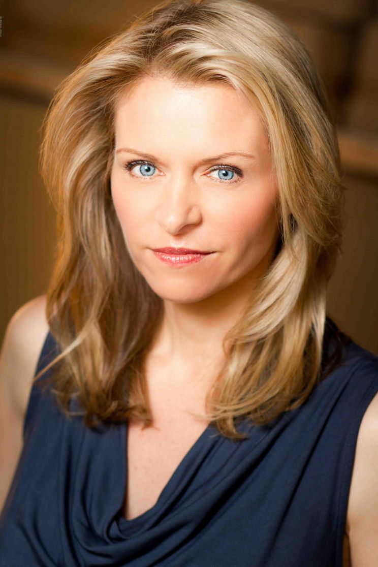 Marie Stillin