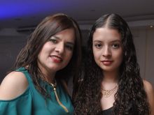 Marilyn Flores photo
