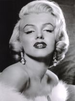 Marilyn Monroe's Portrait Photos - Wall Of Celebrities