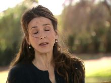 Marin Hinkle photo