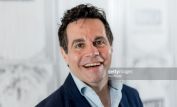 Mario Cantone