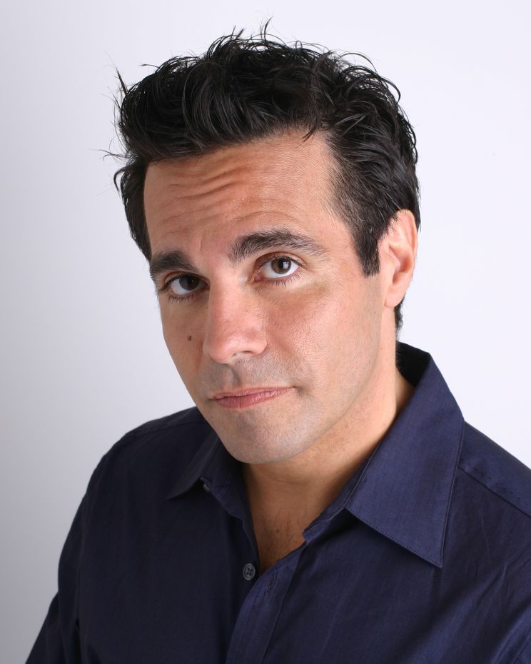 Mario Cantone