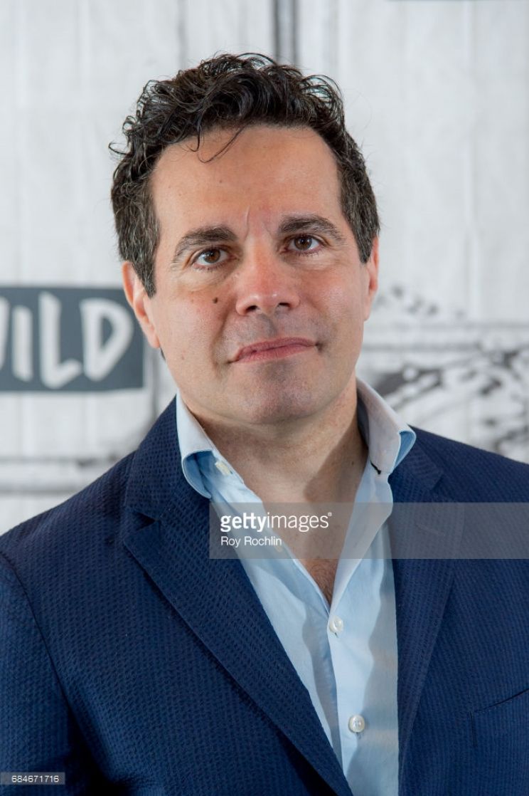 Mario Cantone