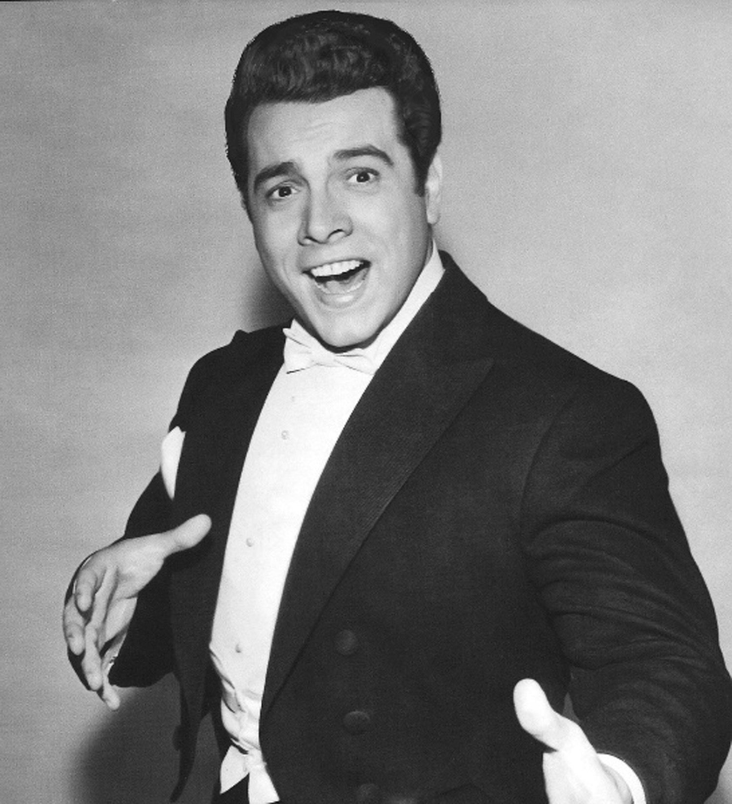 Pictures of Mario Lanza