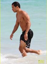 Mario Lopez #283314 picture (Portrait Medium)