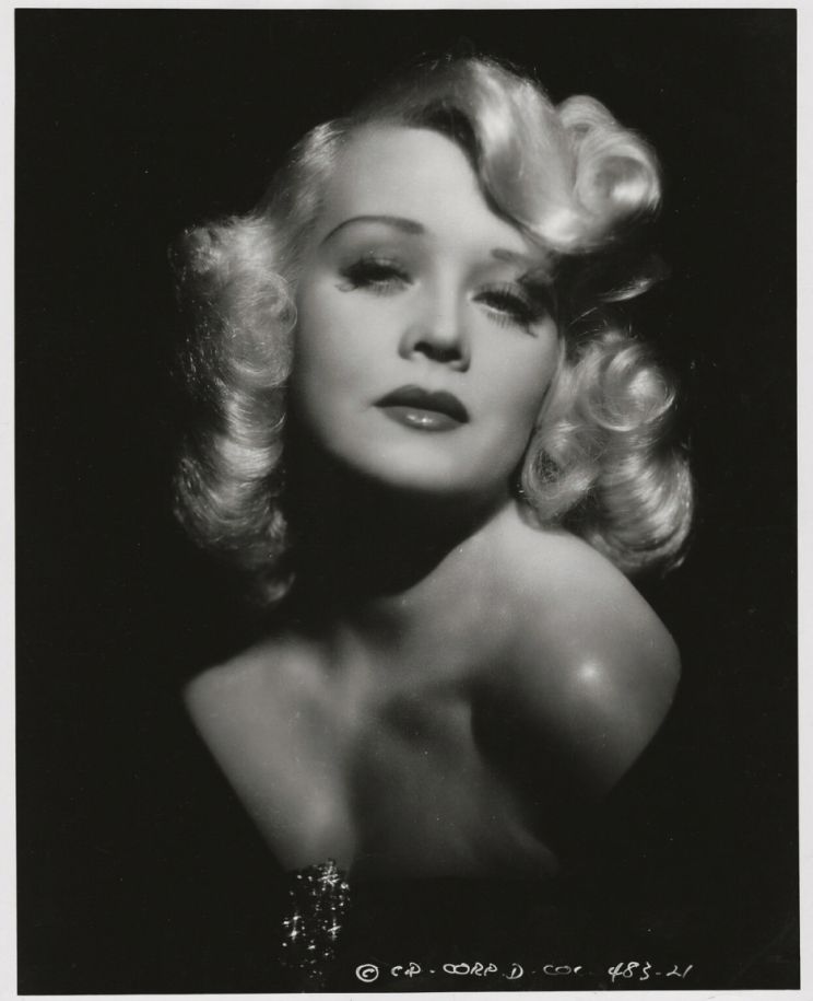 Marion Martin
