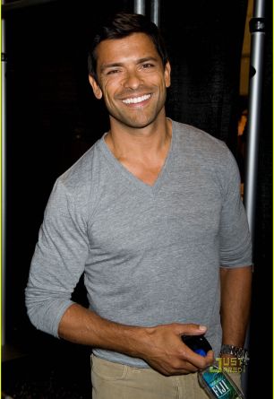 Mark Consuelos