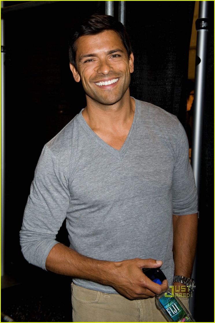 Mark Consuelos