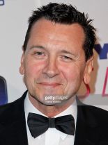 Mark Lindsay Chapman
