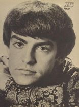 Mark Lindsay Chapman