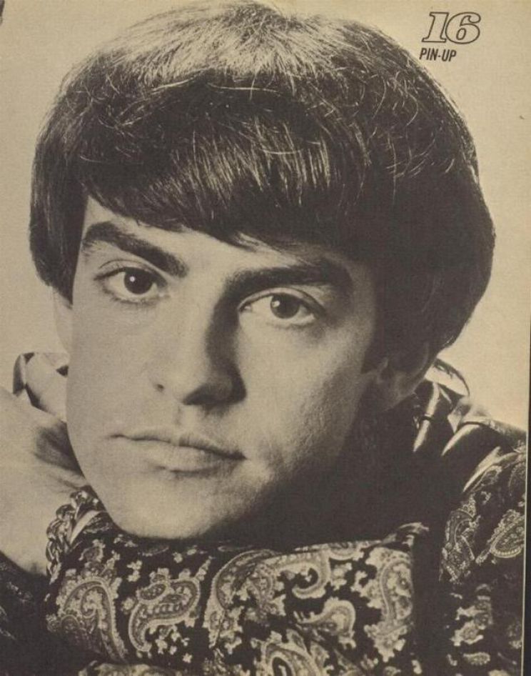 Mark Lindsay Chapman