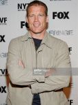 Mark Valley