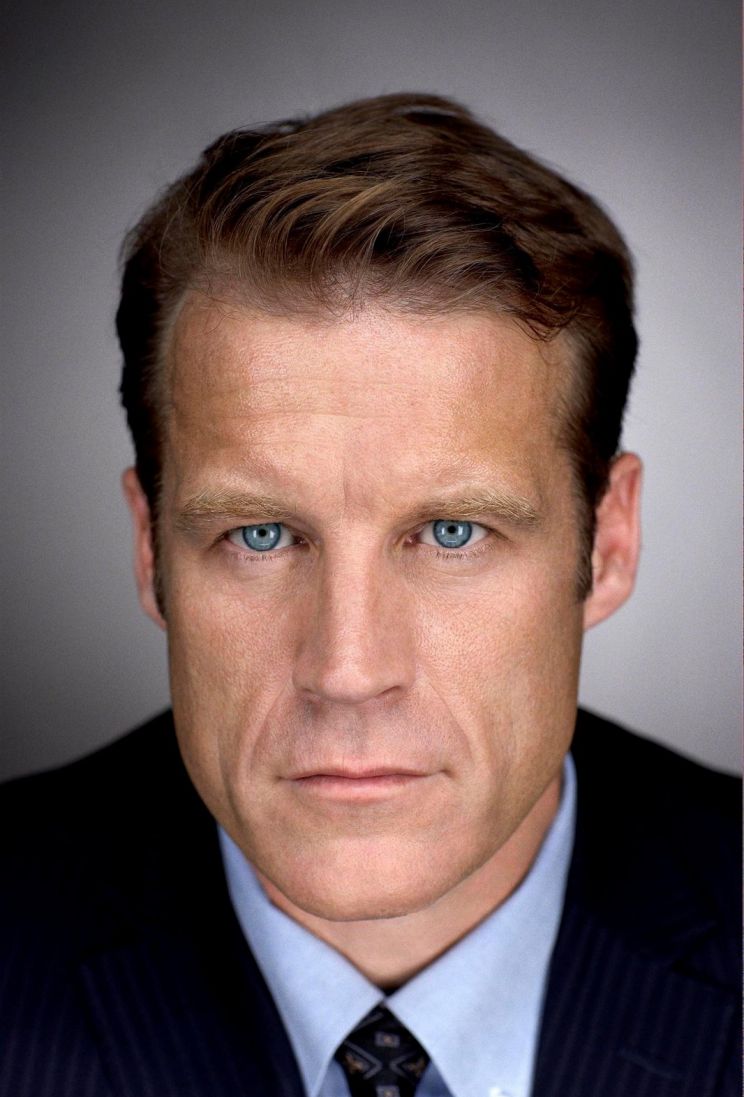 Mark Valley