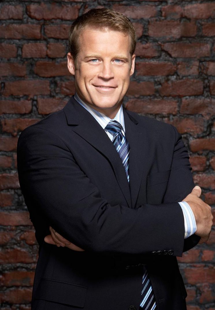 Mark Valley