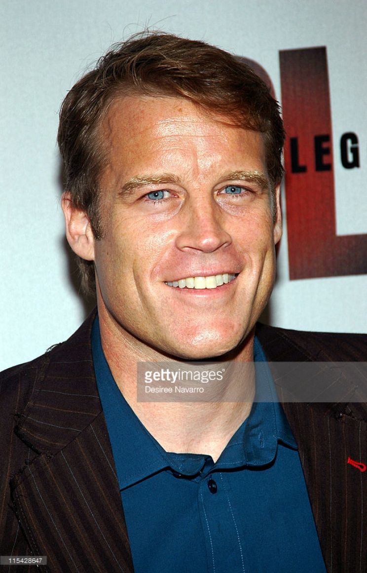 Mark Valley