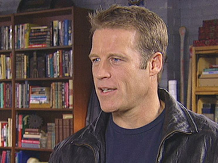 Mark Valley