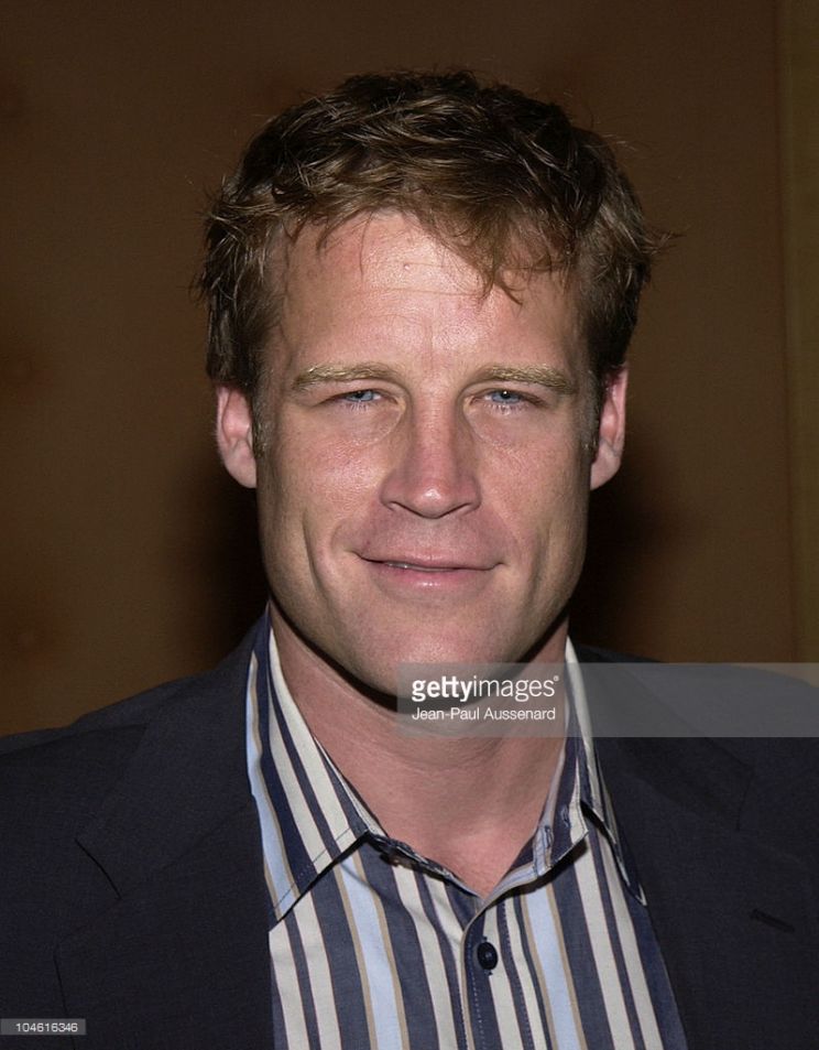 Mark Valley