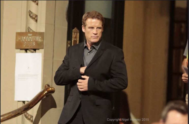 Mark Valley