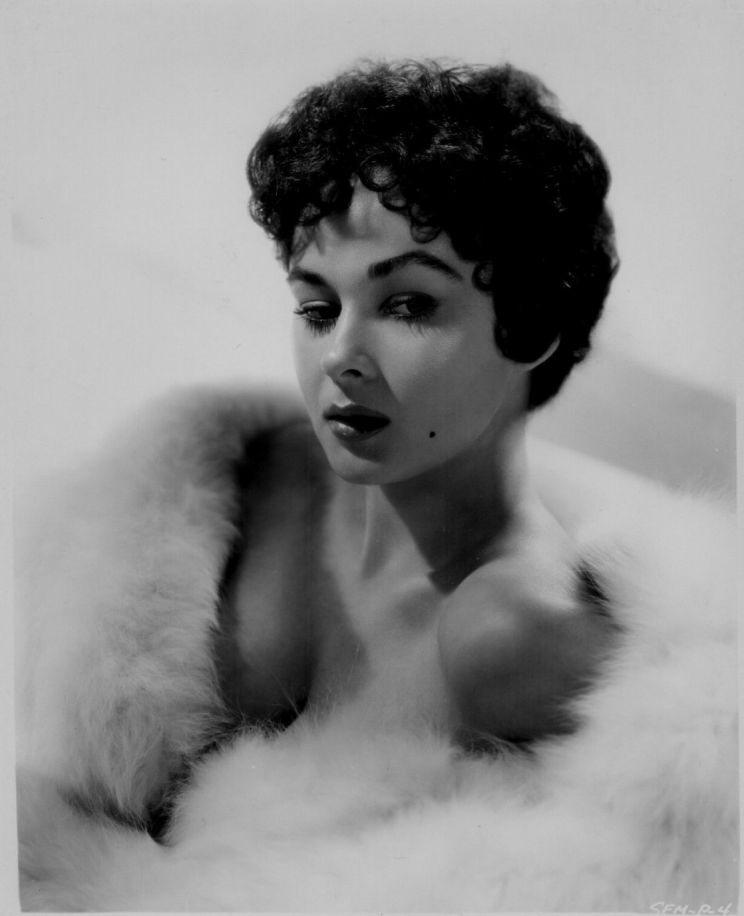 Marla English