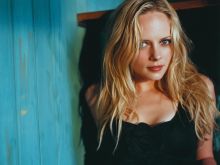 Marley Shelton