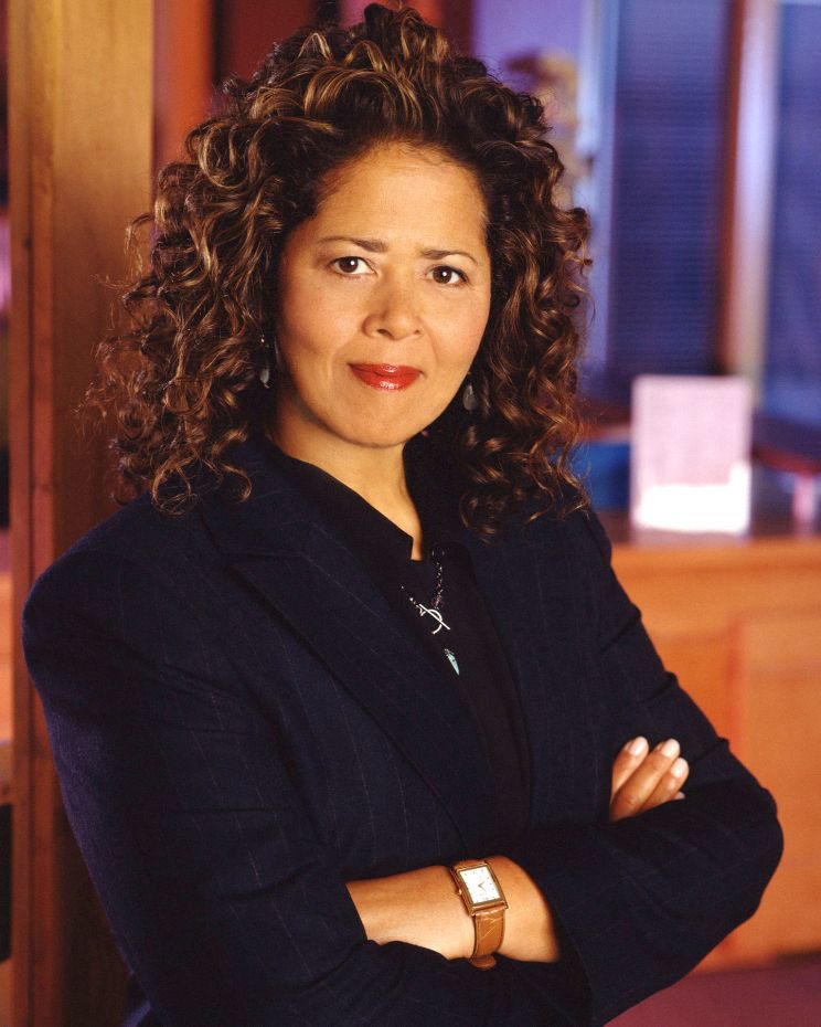 Marsha Warfield