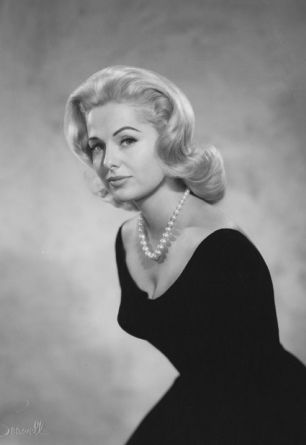 Martha Hyer