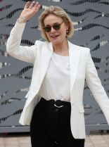 Marthe Keller #901499 picture (Portrait Medium)