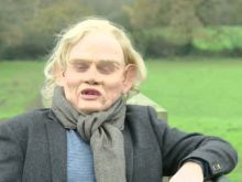 Martin Clunes