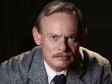 Martin Clunes