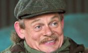 Martin Clunes