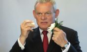 Martin Clunes