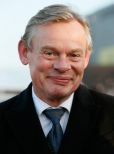 Martin Clunes