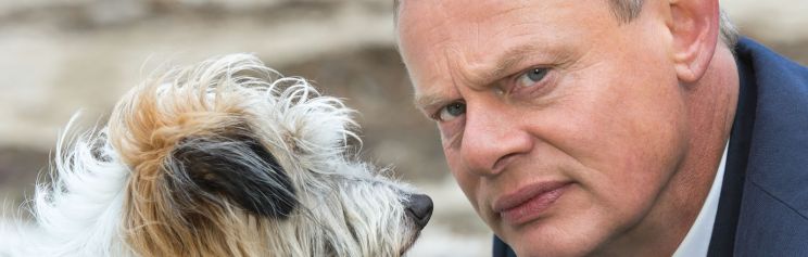 Martin Clunes