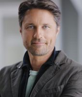 Martin Henderson