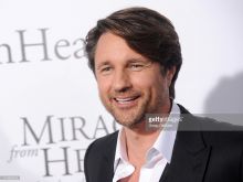 Martin Henderson