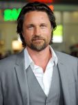 Martin Henderson