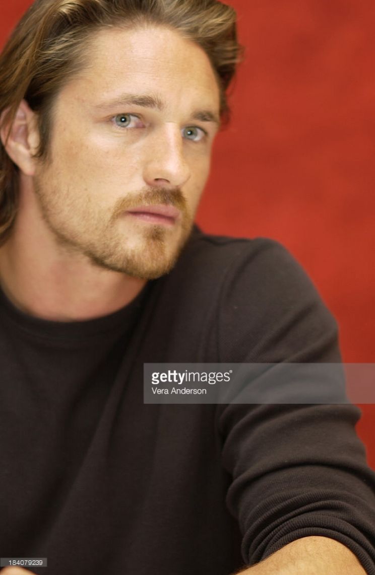 Martin Henderson