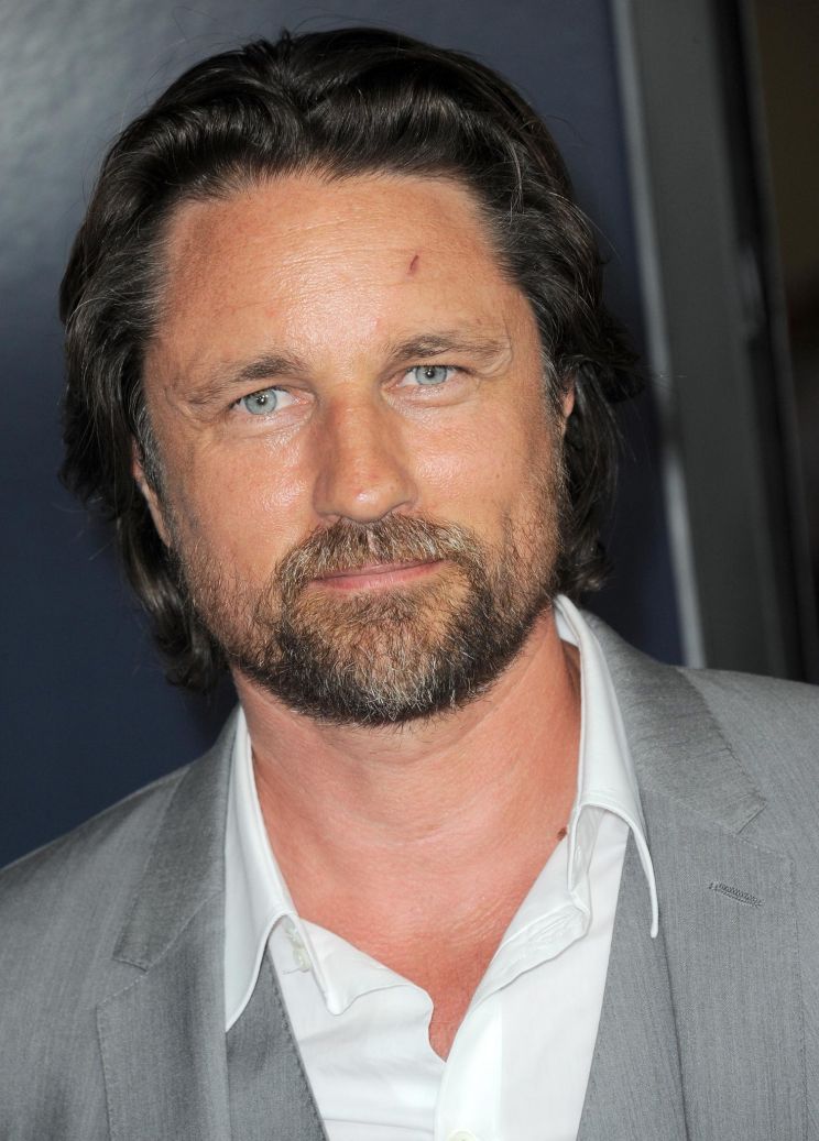 Martin Henderson