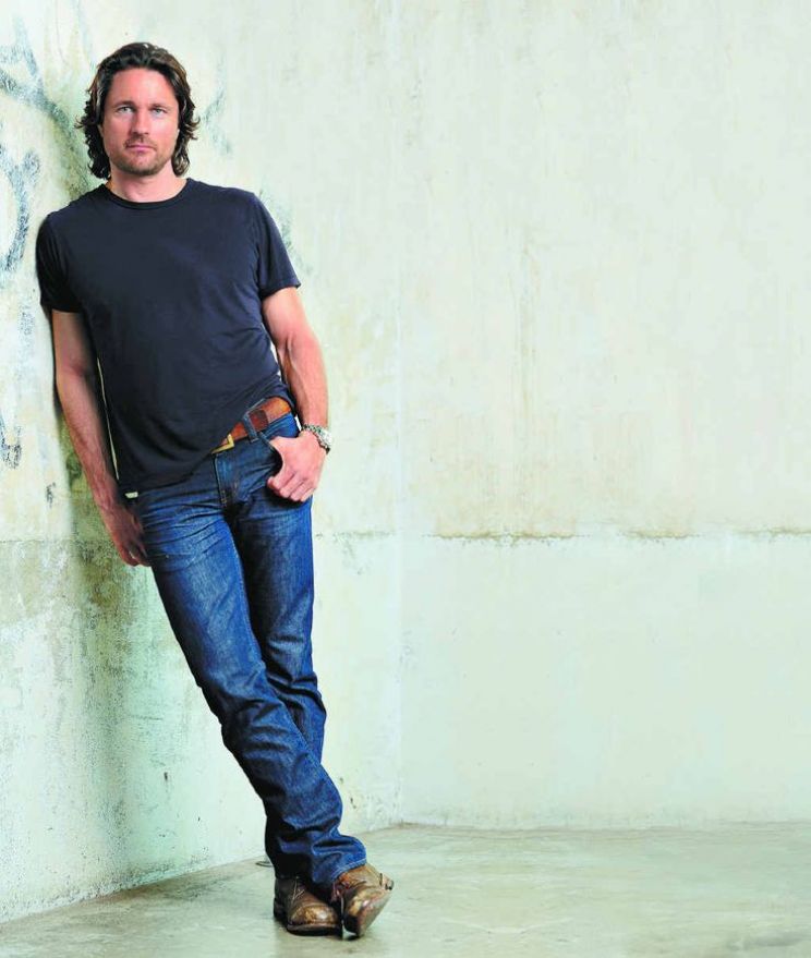 Martin Henderson